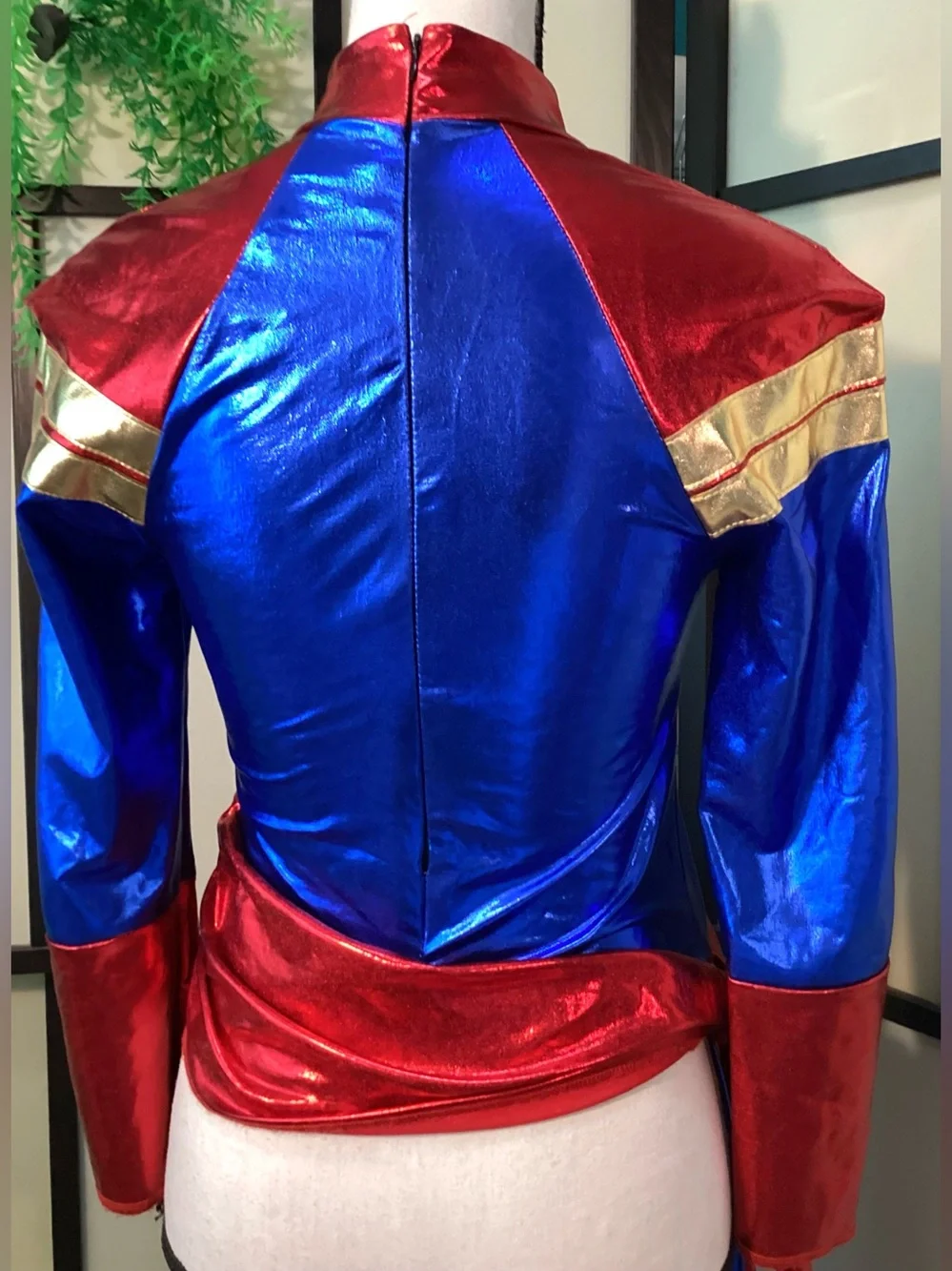 Disney Captain Marvel 2 pieces shiny costume. Size L